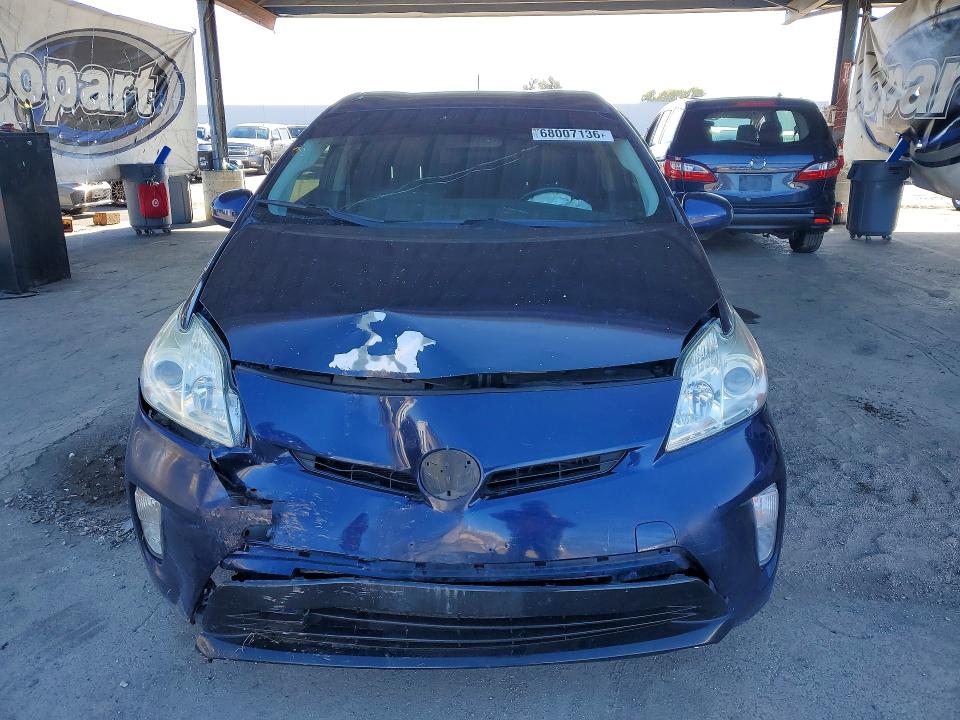 Photo 5 from auction – 2013 TOYOTA PRIUS with VIN JTDKN3DU4D1622271