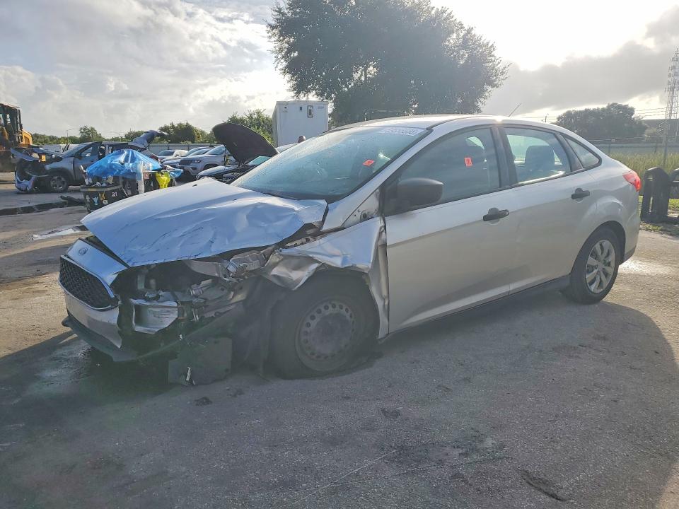 FORD FOCUS 2016 with VIN 1FADP3E22GL281189 - Photo from auction