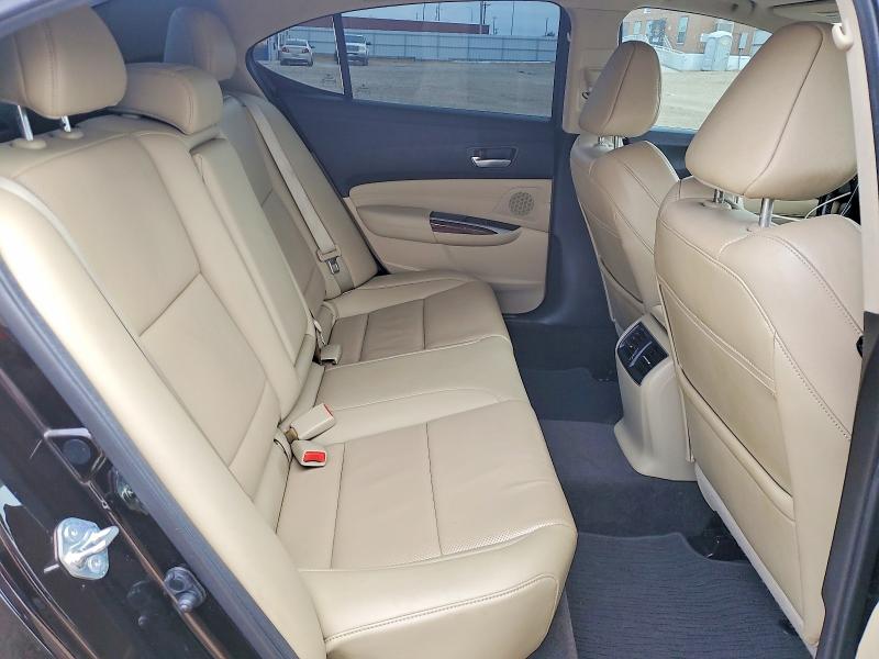 Снимка 10 от търг – 2015 ACURA TLX с VIN 19UUB2F51FA023463