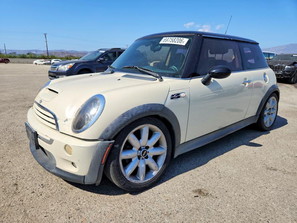 MINI COOPER 2006 с VIN WMWRE33566TJ38132 - Снимка от търг