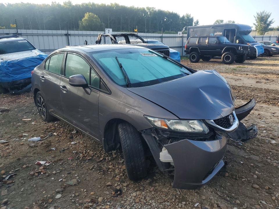 Photo 4 from auction – 2013 HONDA CIVIC with VIN 19XFB2F92DE011245