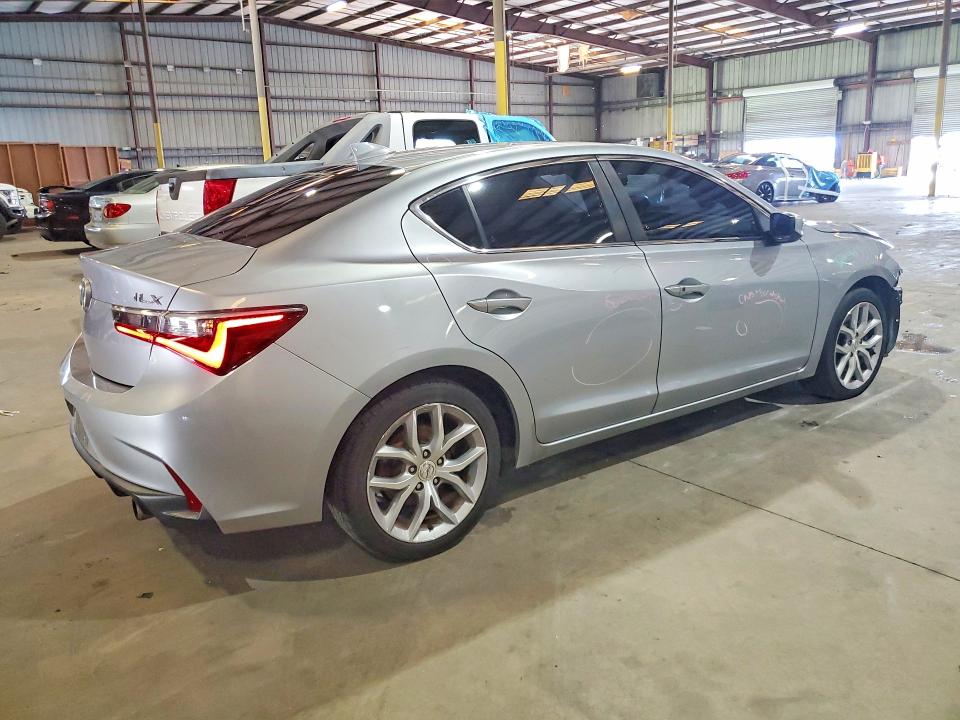 Снимка 3 от търг – 2019 ACURA ILX с VIN 19UDE2F32KA010818