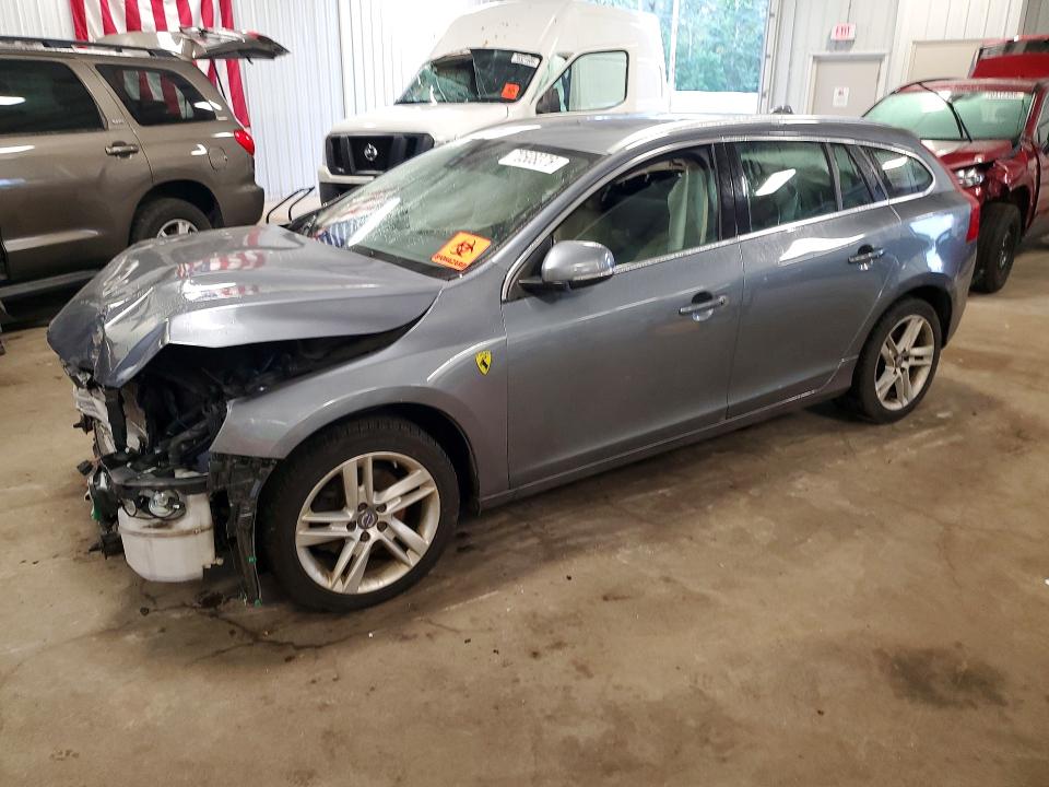 VOLVO V60 2017 z numerem VIN YV140MEK0H1331227 - Zdjęcie z aukcji