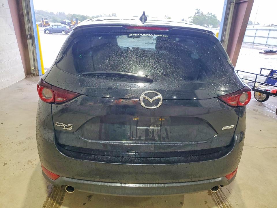 Снимка 6 от търг – 2018 MAZDA CX-5 с VIN JM3KFBCM9J0459893