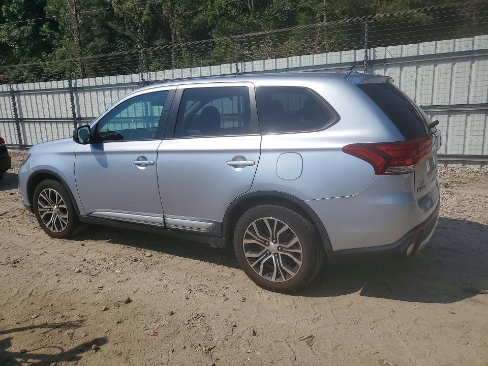 Фото 2 с аукциона – 2016 MITSUBISHI OUTLANDER с VIN JA4AD2A39GZ019773