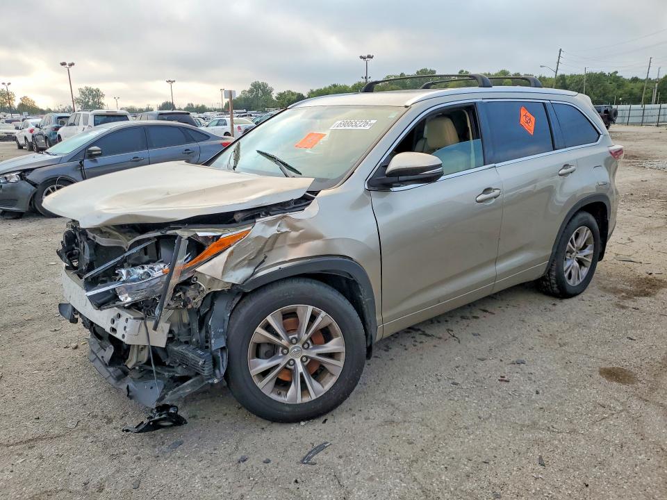 2015 TOYOTA HIGHLANDER - Търг №69865226
