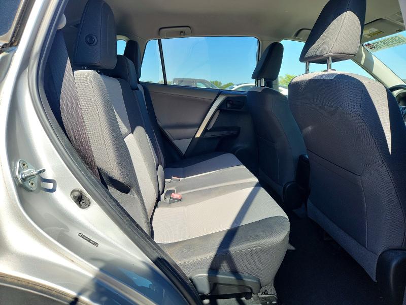 Photo 11 from auction – 2013 TOYOTA RAV4 with VIN JTMZFREV1DD000165