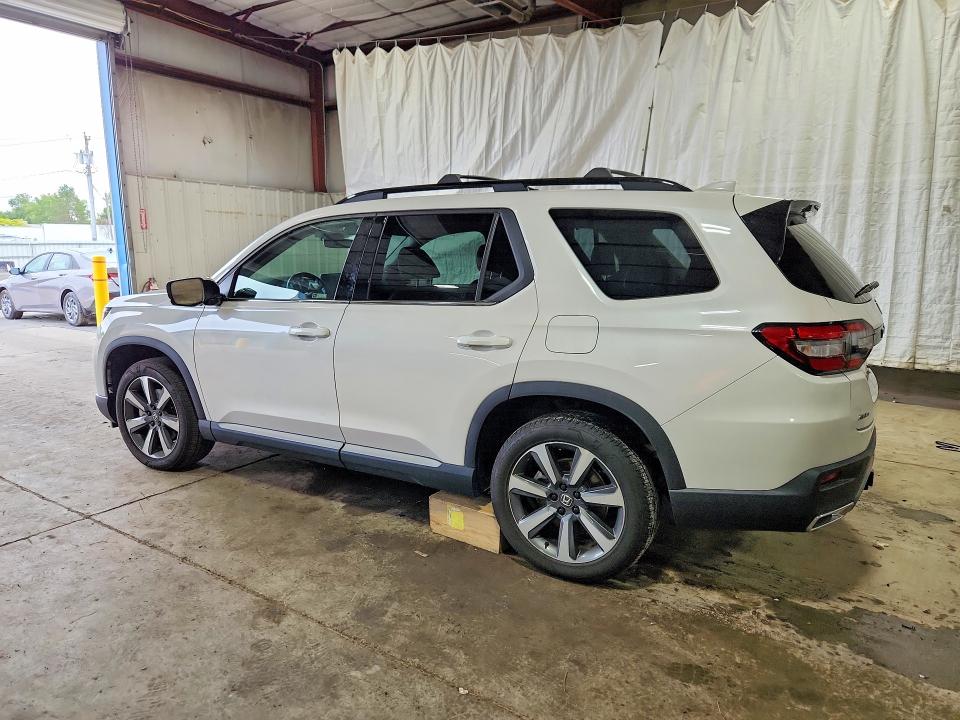 Photo 2 from auction – 2025 HONDA PILOT with VIN 5FNYG1H86SB142386