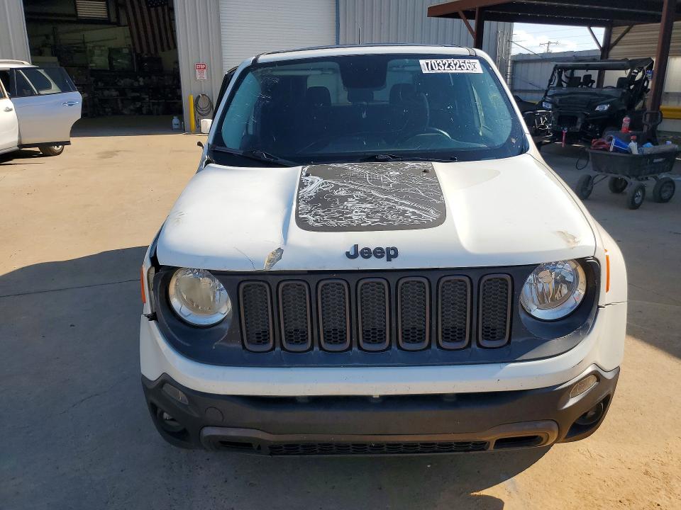 Photo 5 from auction – 2017 JEEP RENEGADE with VIN ZACCJBCB8HPF00061