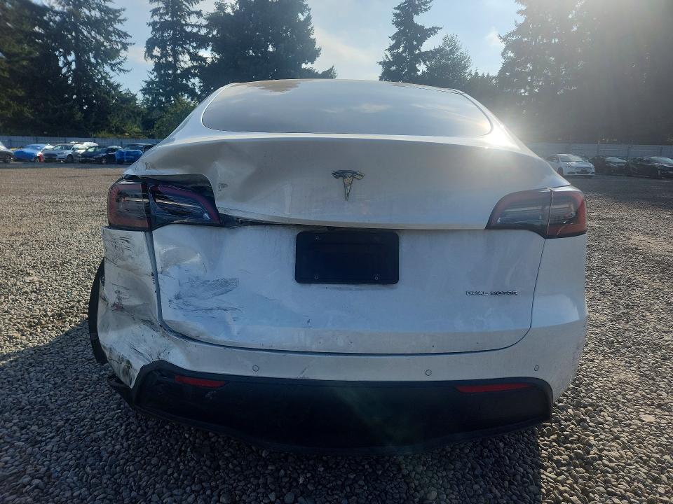 Photo 6 from auction – 2021 TESLA MODEL  Y with VIN 5YJYGAEE1MF277160