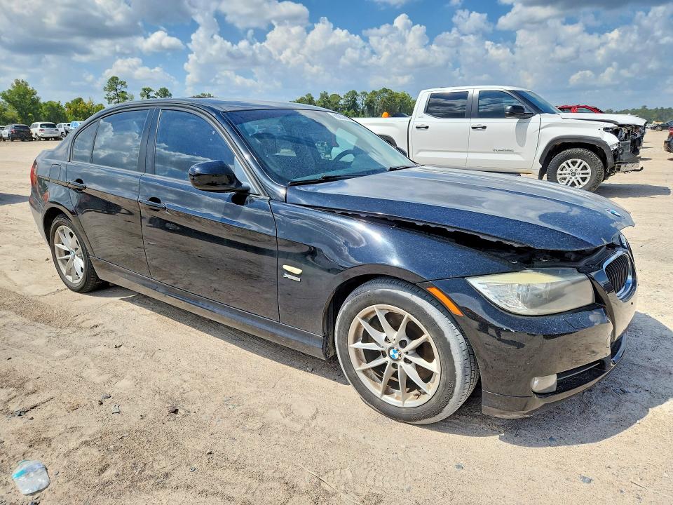 Photo 4 from auction – 2010 BMW 328 with VIN WBAPK5C50AA652493