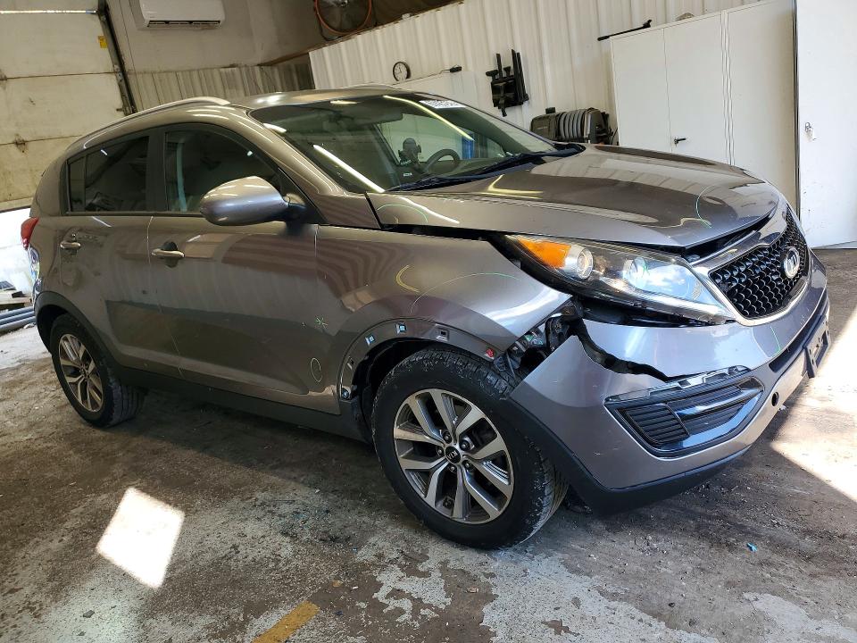 Photo 4 from auction – 2016 KIA SPORTAGE with VIN KNDPBCAC2G7833206