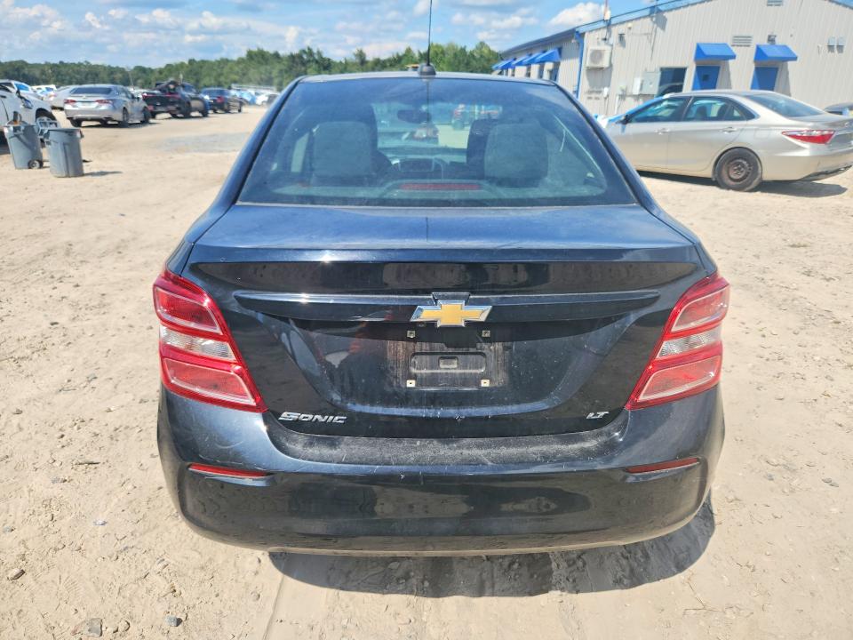 Photo 6 from auction – 2019 CHEVROLET SONIC with VIN 1G1JD5SB8K4110674