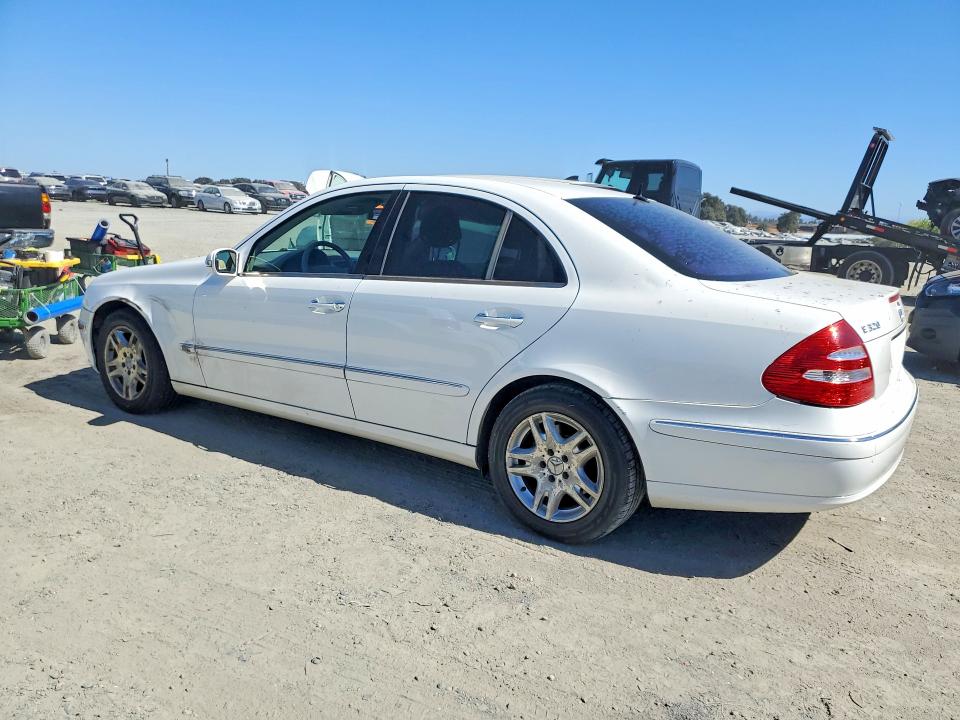 Photo 2 from auction – 2003 MERCEDES-BENZ E with VIN WDBUF65J63A218459