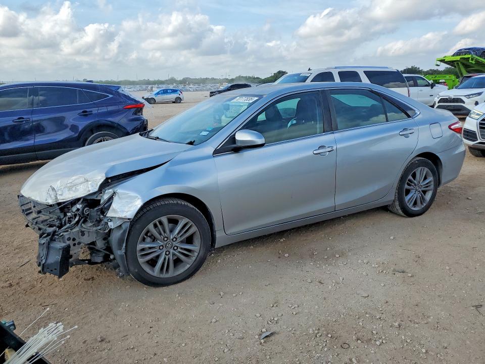 TOYOTA CAMRY 2016 с VIN 4T1BF1FK5GU205320 - Снимка от търг