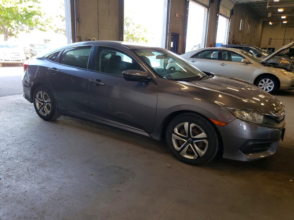 Photo 4 from auction – 2016 HONDA CIVIC with VIN 19XFC2F5XGE011279