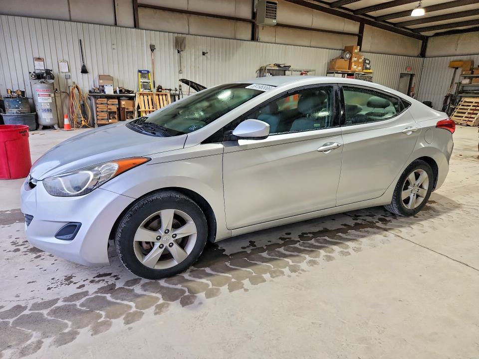 Photo 1 from auction – 2013 HYUNDAI ELANTRA with VIN KMHDH4AE1DU999864