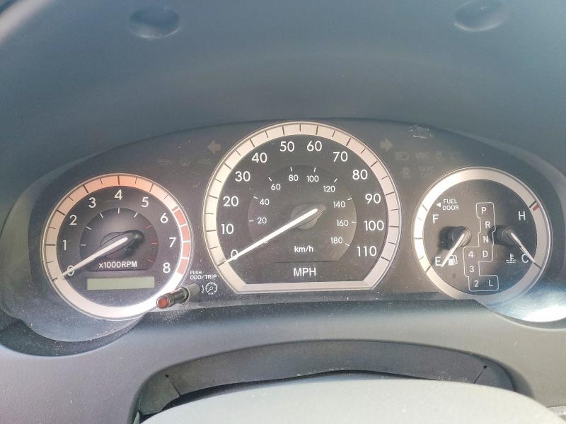 Photo 9 from auction – 2005 TOYOTA SIENNA with VIN 5TDBA23C55S046290