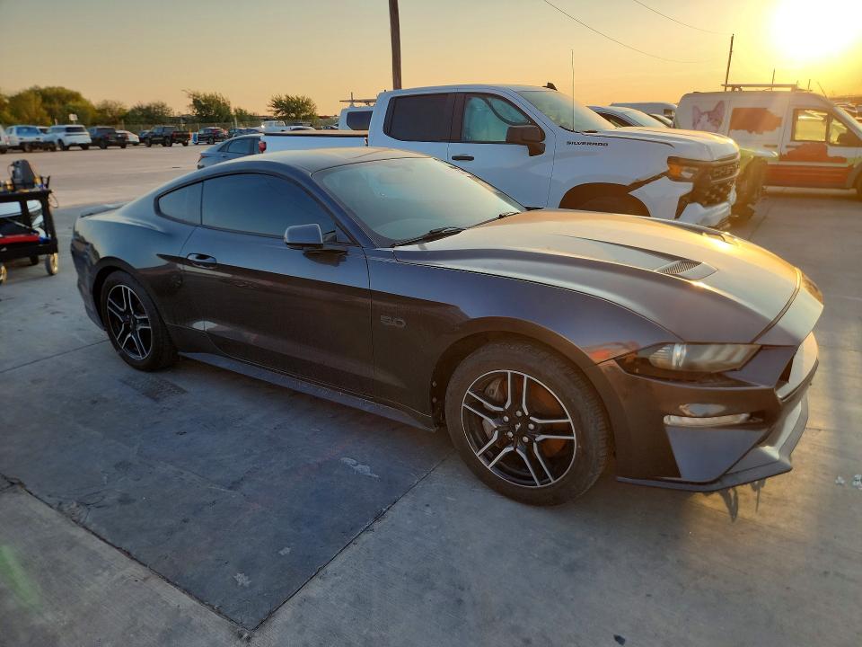 Photo 4 from auction – 2018 FORD MUSTANG with VIN 1FA6P8CF3J5165698