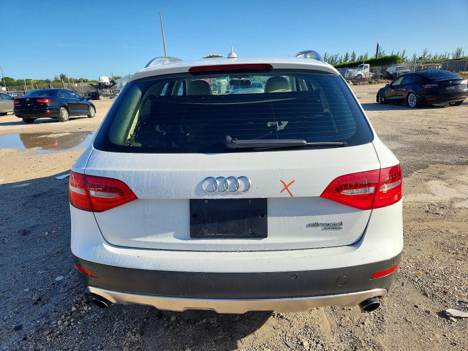 Foto 6 de la subasta – 2014 AUDI A4 ALLROAD con VIN WA1UFAFLXEA049077