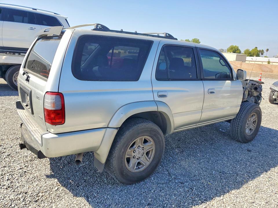 Photo 3 from auction – 2000 TOYOTA 4RUNNER with VIN JT3GN86R5Y0136404