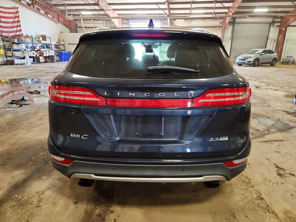 Photo 6 from auction – 2015 LINCOLN MKC with VIN 5LMTJ2AH2FUJ13324