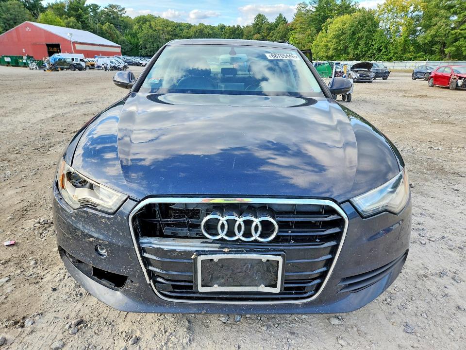Foto 5 de la subasta – 2013 AUDI A6 con VIN WAUGFAFC2DN151187