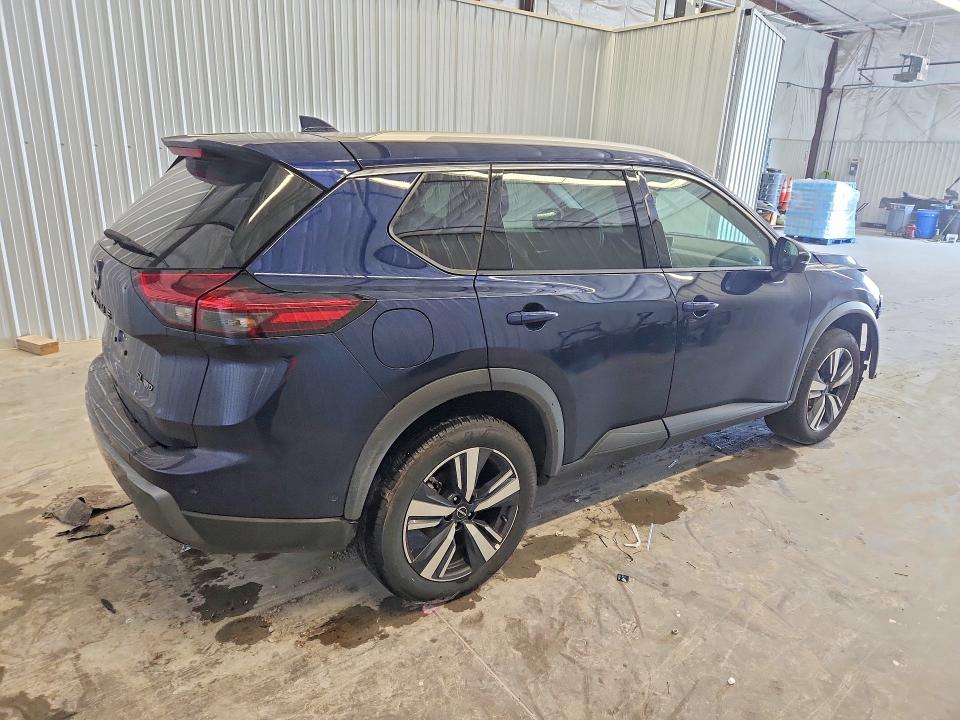 Photo 3 from auction – 2026 NISSAN ROGUE with VIN 5N1BT3CB6TC701977