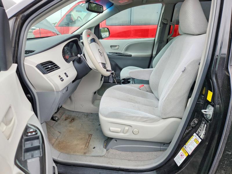 Photo 7 from auction – 2011 TOYOTA SIENNA with VIN 5TDKK3DCXBS026386