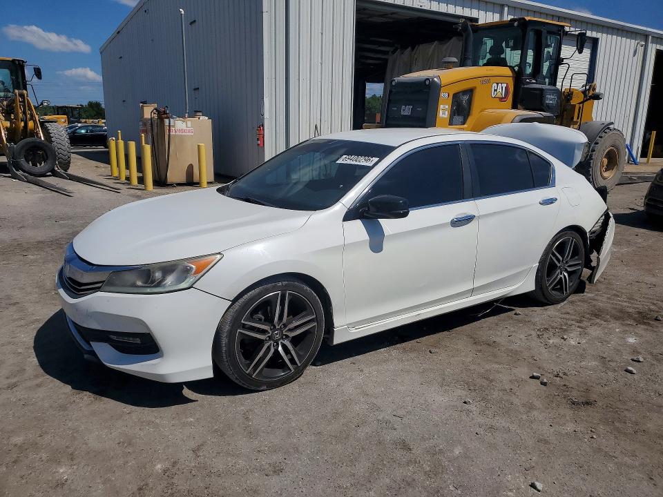 HONDA ACCORD 2016 с VIN 1HGCR2F59GA097299 - Снимка от търг