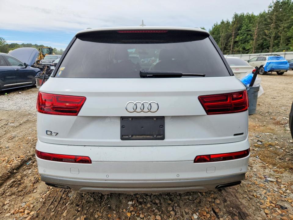 Foto 6 de la subasta – 2019 AUDI Q7 con VIN WA1AHAF79KD035844