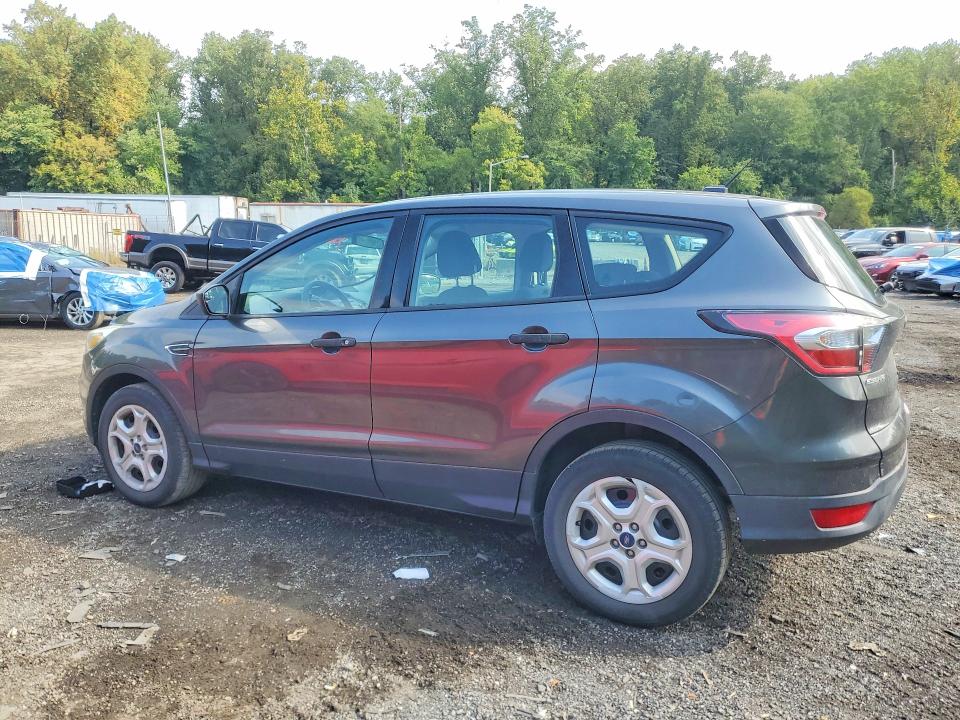 Снимка 2 от търг – 2017 FORD ESCAPE с VIN 1FMCU0F74HUA44945