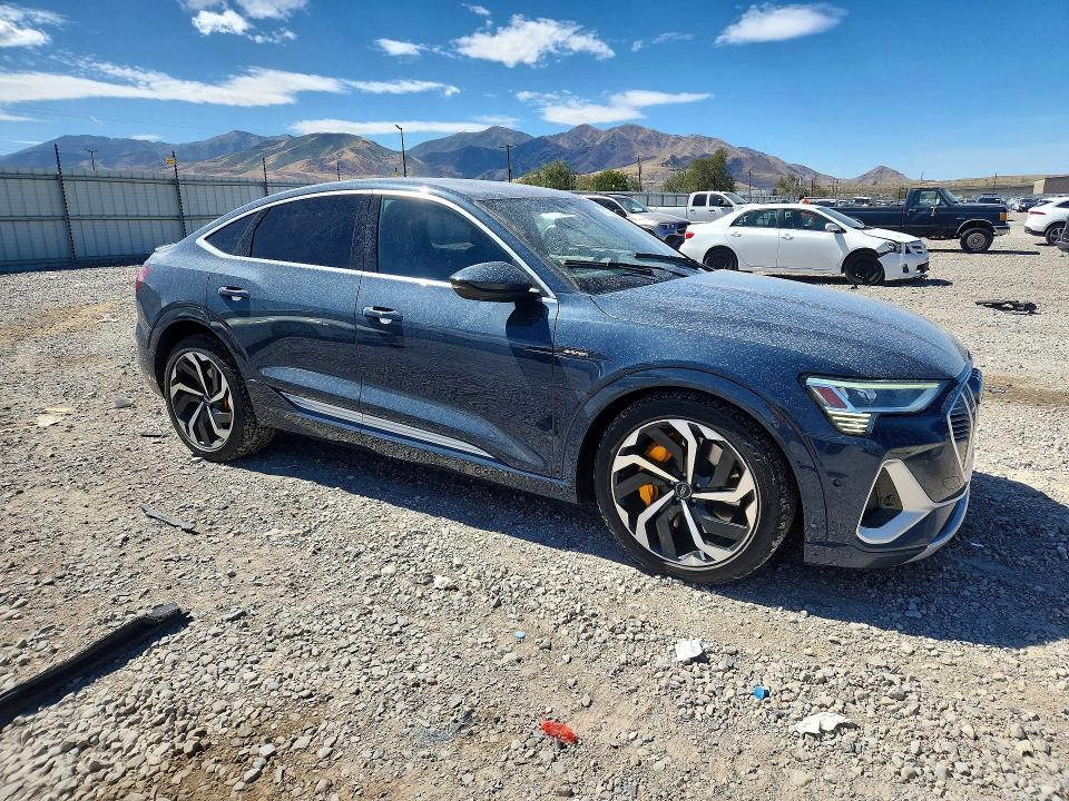 Photo 4 from auction – 2020 AUDI E-TRON with VIN WA13ABGE0LB032683