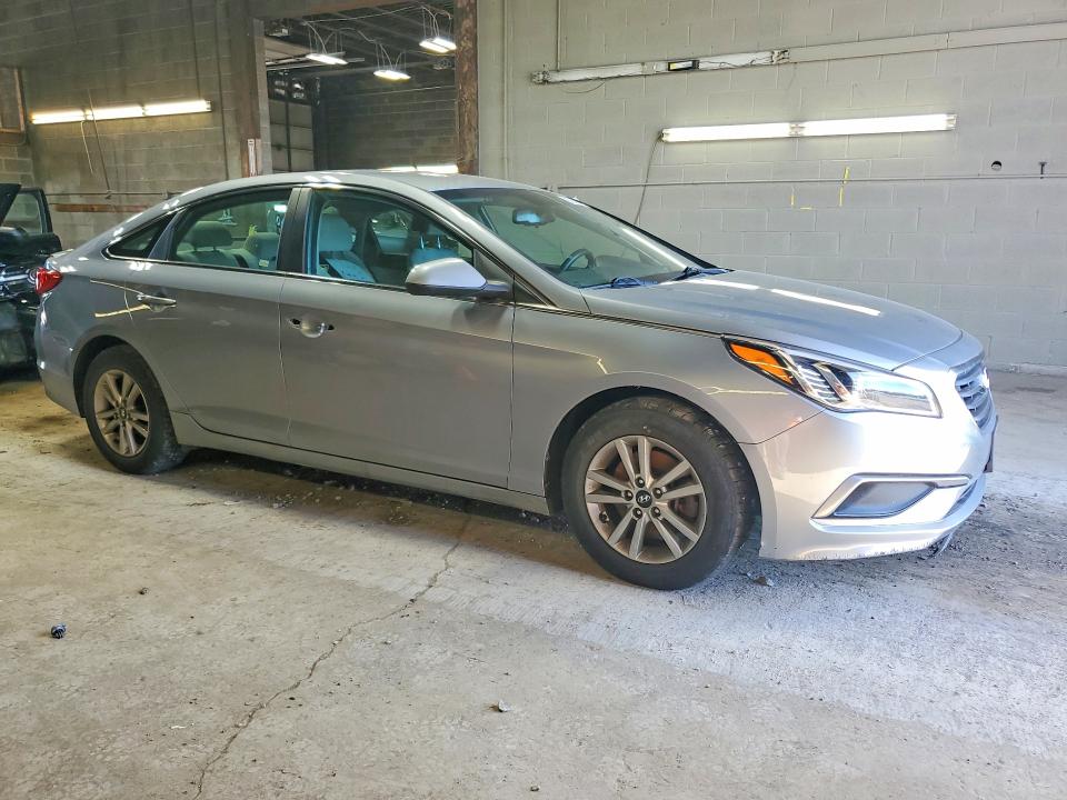 Photo 4 from auction – 2016 HYUNDAI SONATA with VIN 5NPE24AF4GH363909