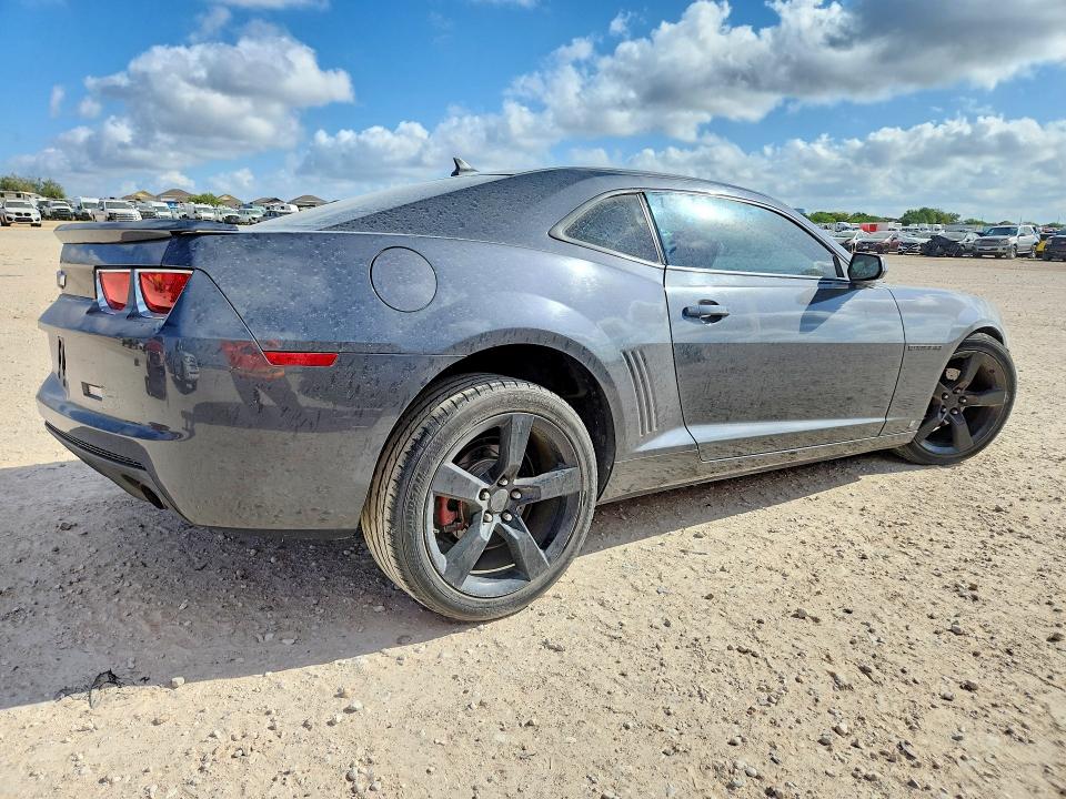 Photo 3 from auction – 2010 CHEVROLET CAMARO with VIN 2G1FB1EV5A9136784