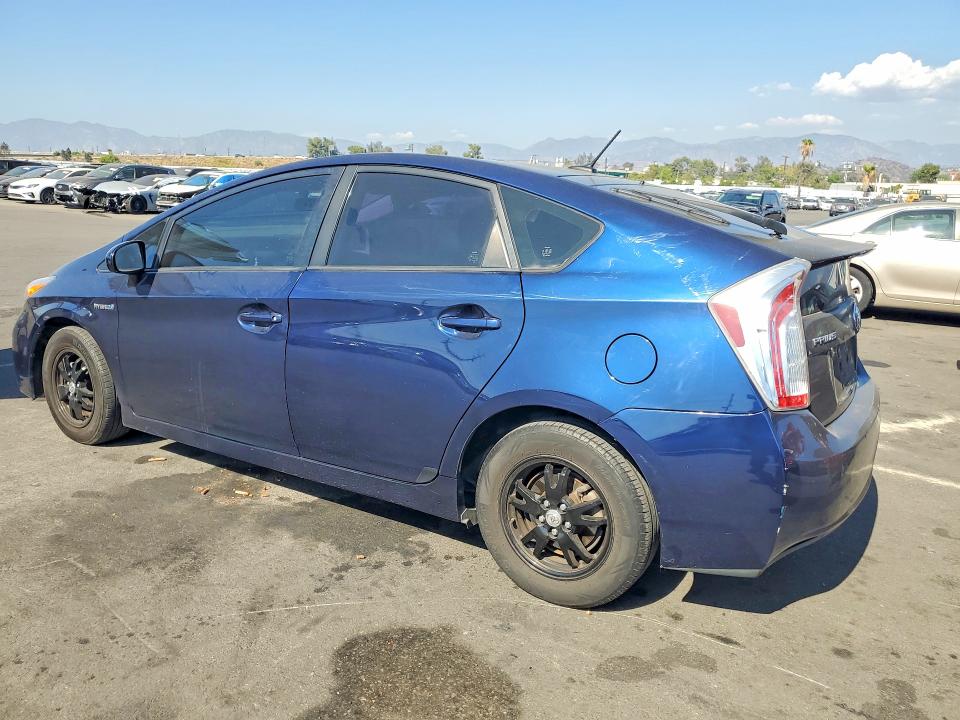 Photo 2 from auction – 2012 TOYOTA PRIUS with VIN JTDKN3DU5C1580840