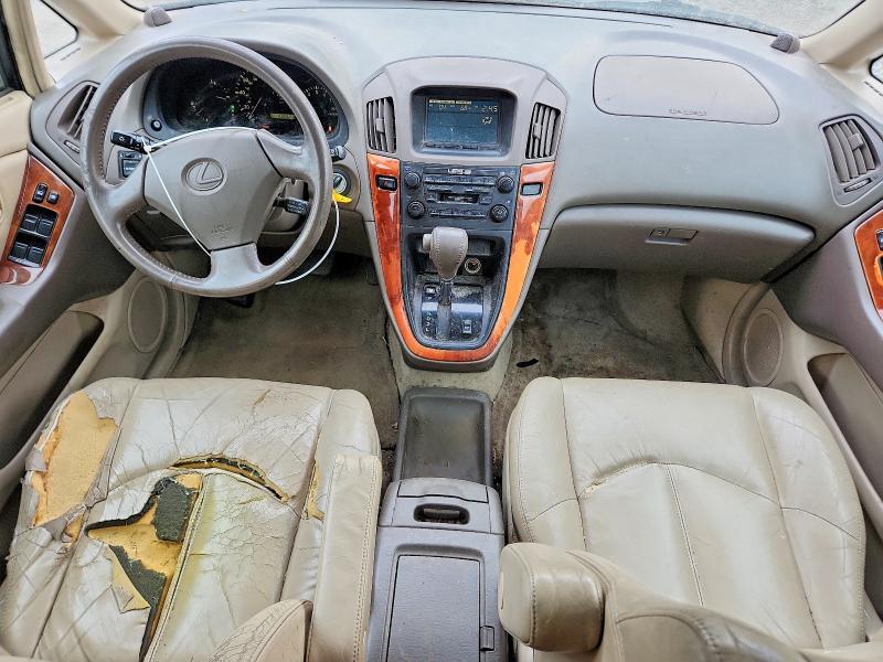 Photo 8 from auction – 2000 LEXUS RX with VIN JT6HF10U4Y0143014
