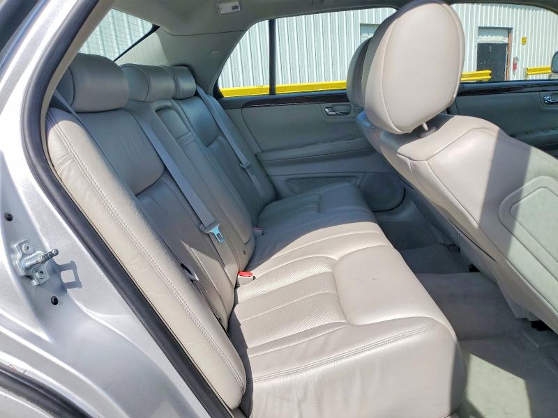 Photo 10 from auction – 2011 CADILLAC DTS with VIN 1G6KH5E62BU136463