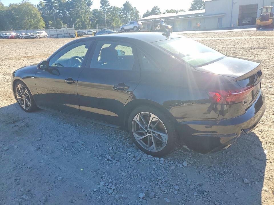 Снимка 2 от търг – 2021 AUDI A4 с VIN WAUEAAF46MN009004
