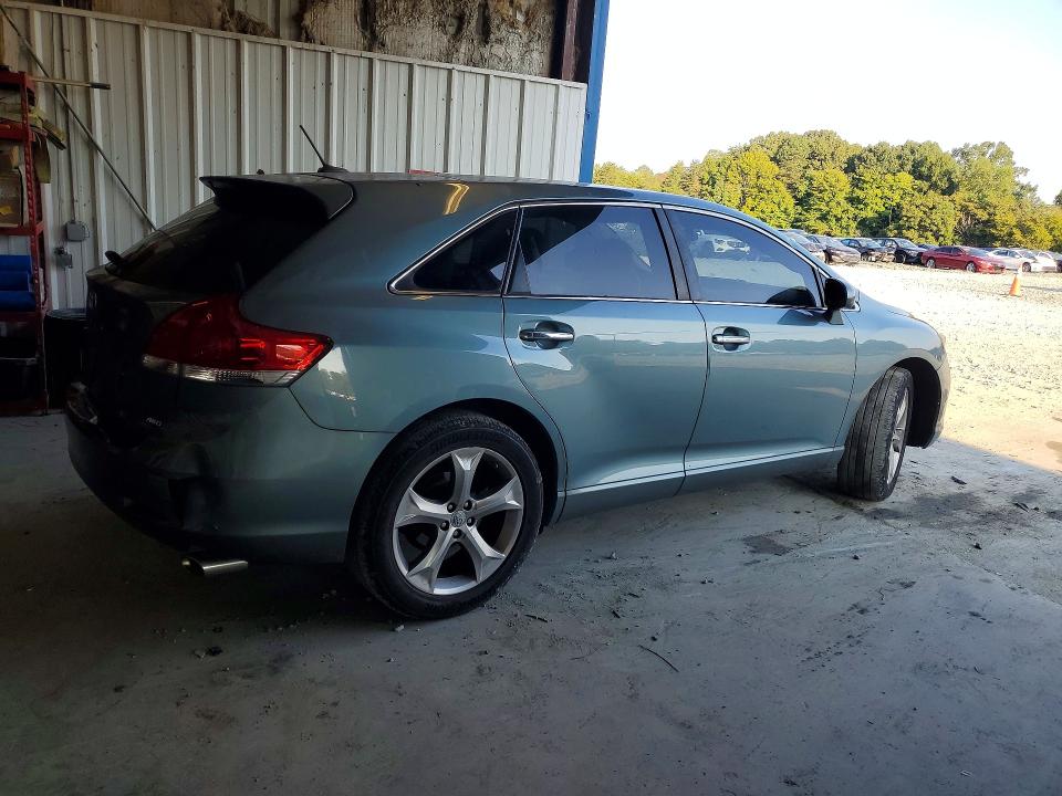 Photo 3 from auction – 2010 TOYOTA VENZA with VIN 4T3BK3BB2AU034375