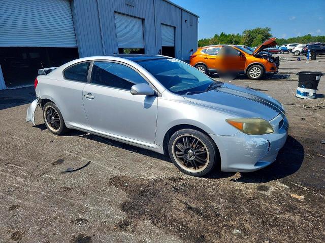 Photo 4 from auction – 2005 SCION TC with VIN JTKDE177950043439