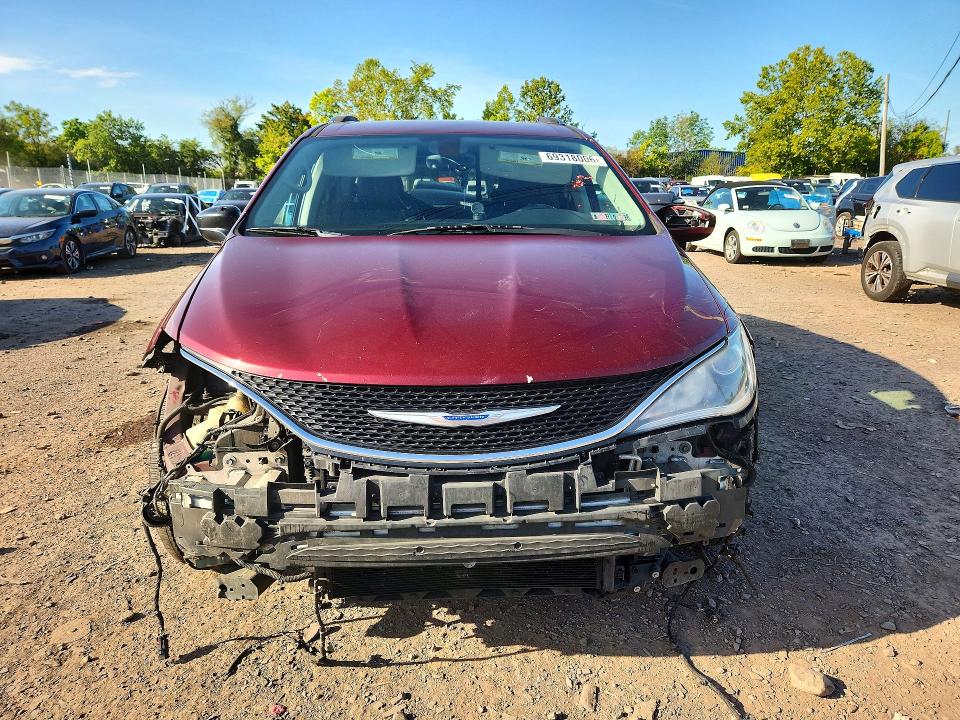 Zdjęcie 5 z aukcji – 2019 CHRYSLER PACIFICA z VIN 2C4RC1BG9KR559926