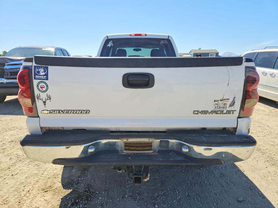 Photo 6 from auction – 2005 CHEVROLET SILVERADO with VIN 1GCHK23205F812456