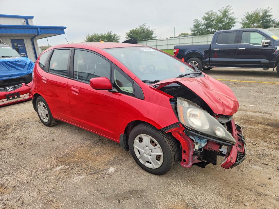 Снимка 4 от търг – 2013 HONDA FIT с VIN JHMGE8H33DC024972