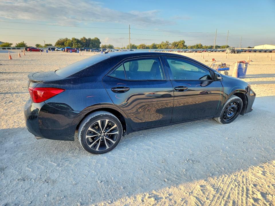 Photo 3 from auction – 2017 TOYOTA COROLLA with VIN 5YFBURHE5HP618496