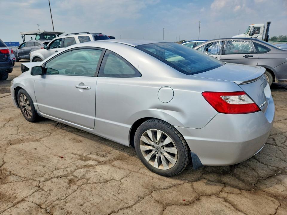 Photo 2 from auction – 2010 HONDA CIVIC with VIN 2HGFG1B82AH535022