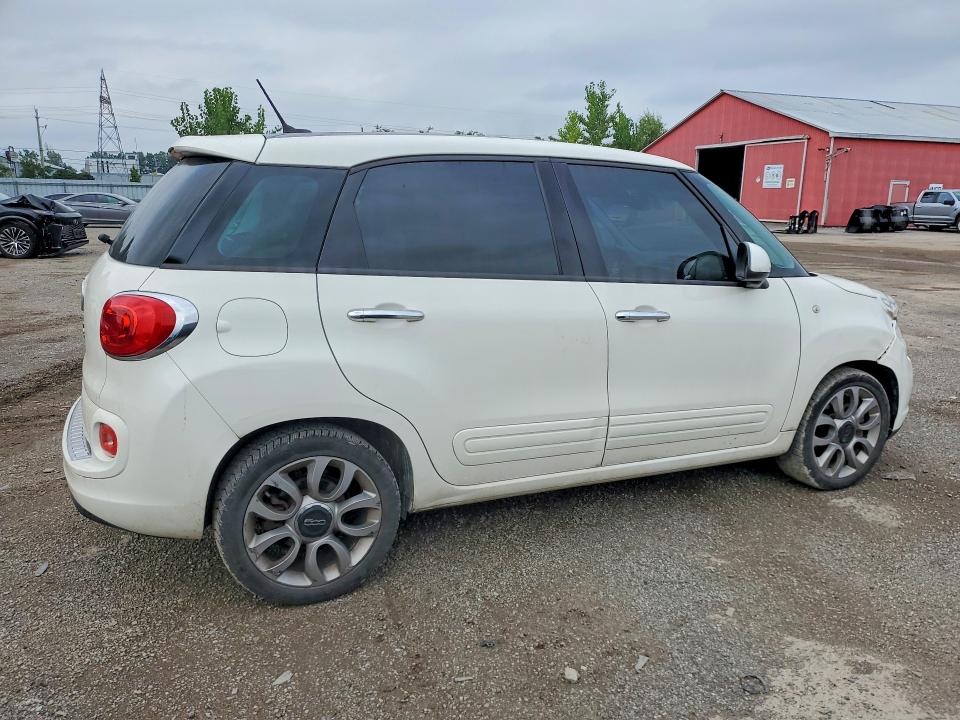 Photo 3 from auction – 2014 FIAT 500L with VIN ZFBCFABH1EZ026939