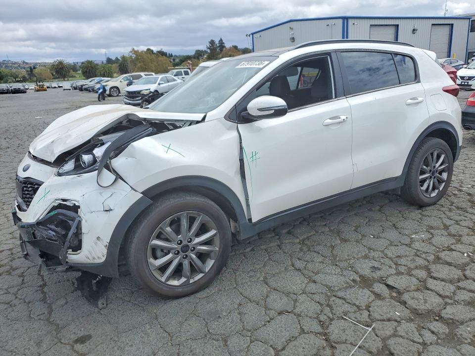 KIA SPORTAGE 2022 with VIN KNDP6CAC2N7020658 - Photo from auction