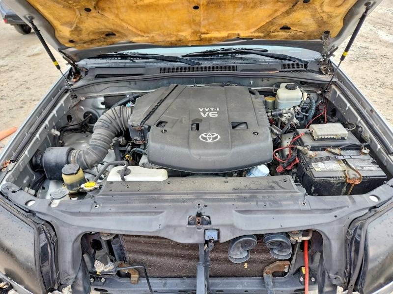 Фото 12 с аукциона – 2006 TOYOTA 4RUNNER с VIN JTEZU14R768044884