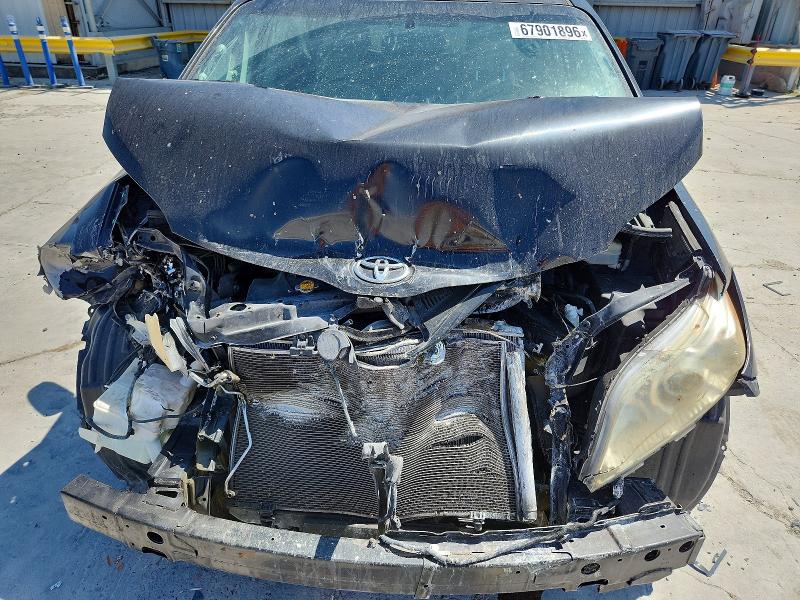 Photo 11 from auction – 2015 TOYOTA SIENNA with VIN 5TDKK3DC1FS563217